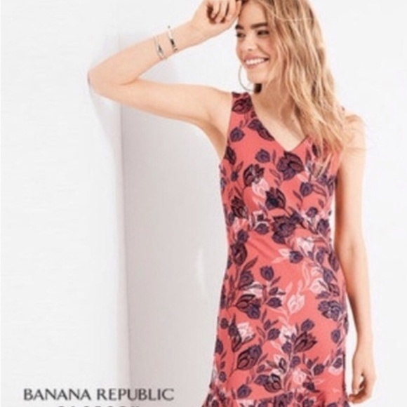 Banana Republic Dresses & Skirts - Banana Republic | Sleeveless Floral Sheath Dress
